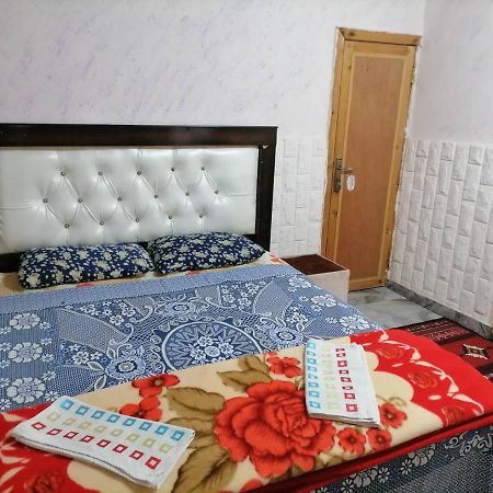 Guest House Hazem Al Azraq ash Shamālī Exterior foto